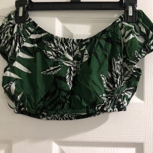 Guess Off the Shoulders Crop Top